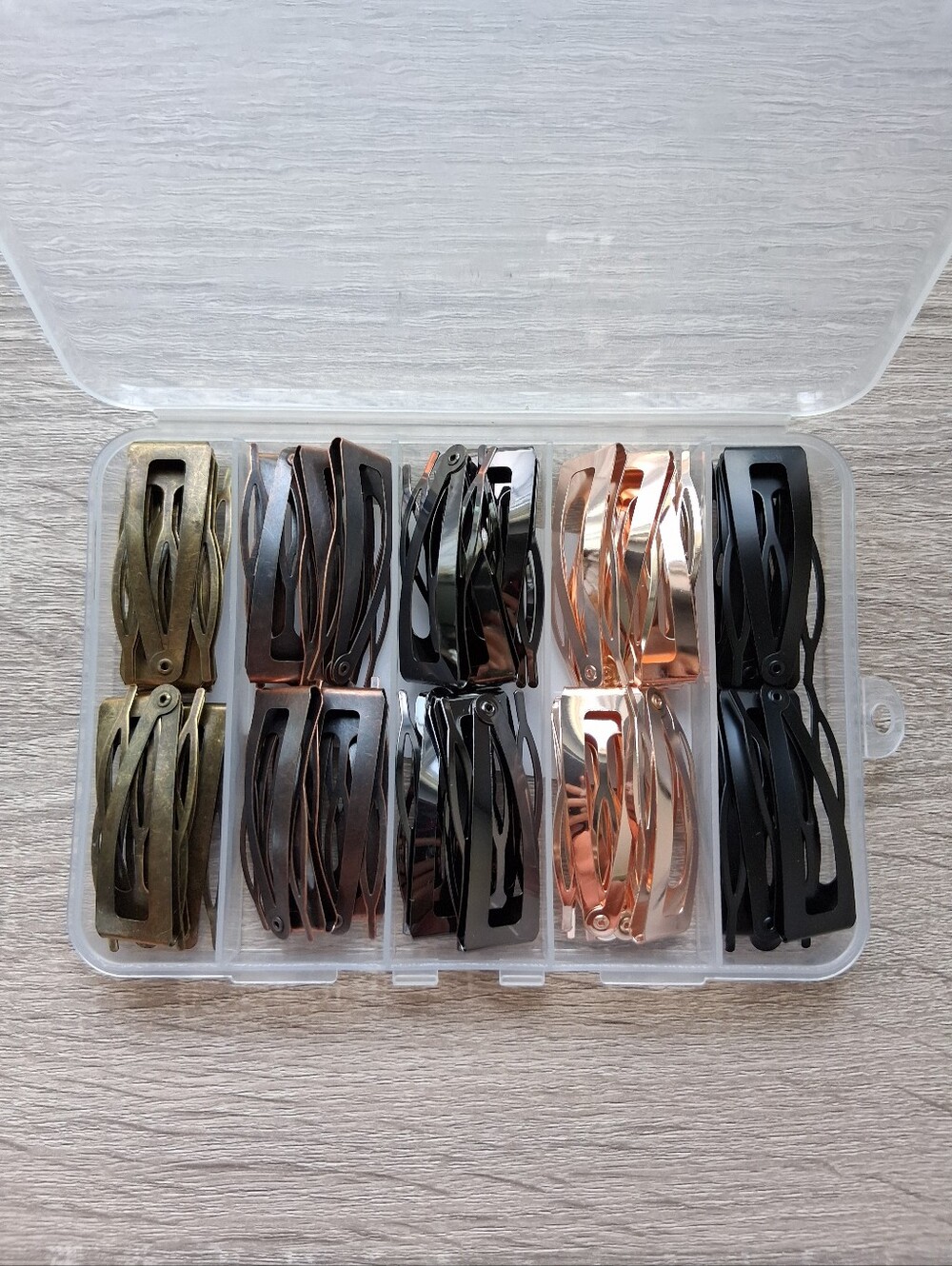 Assorted Metal 3-Prong Hair Barettes